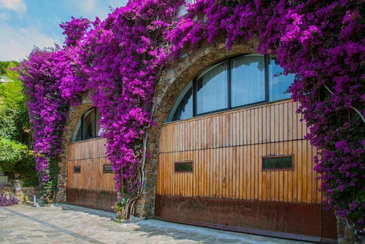 Ferienhaus Villa Eliodora - Due Appartamenti Arenzano